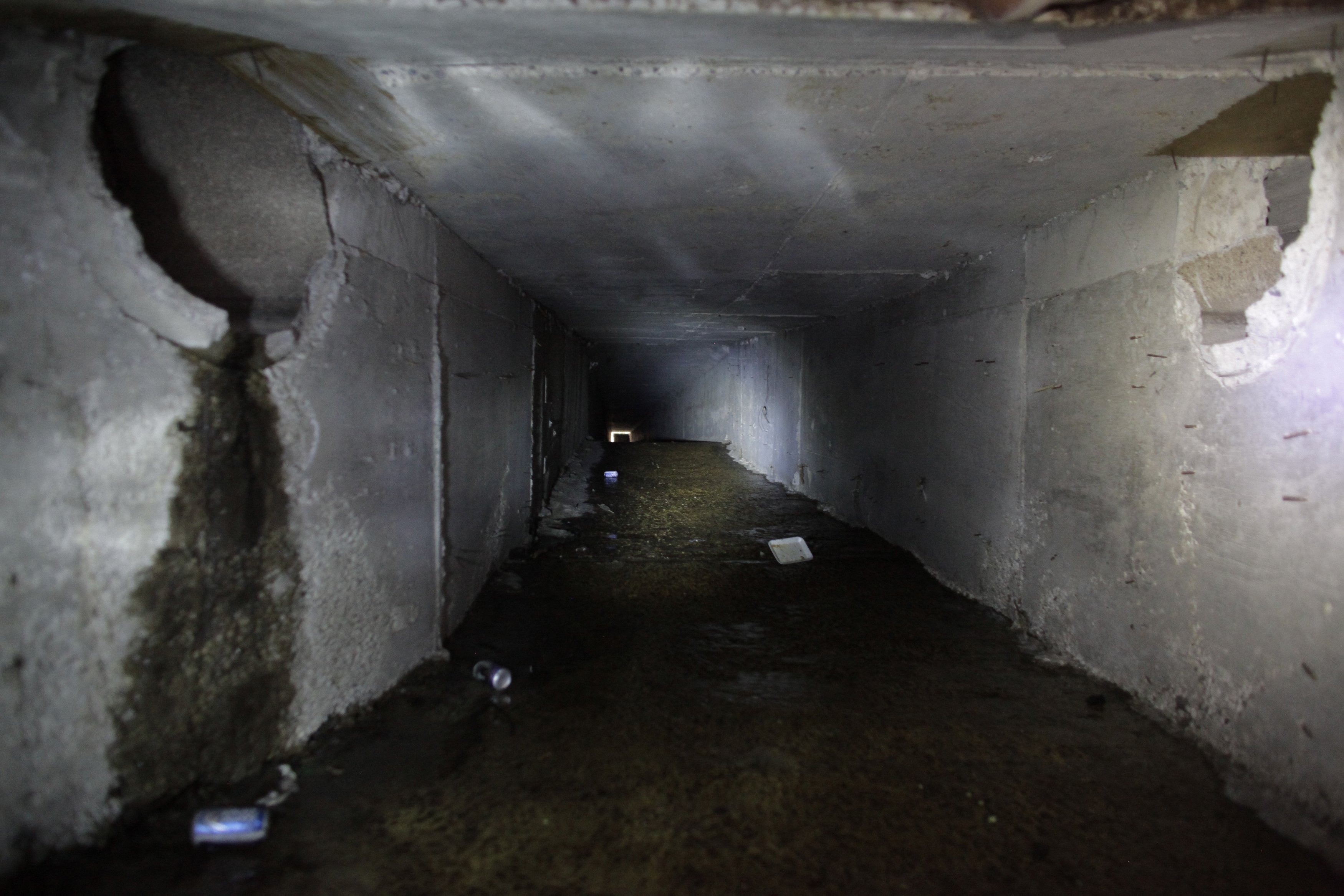 Joaquin "El Chapo" Guzman secret escape tunnels