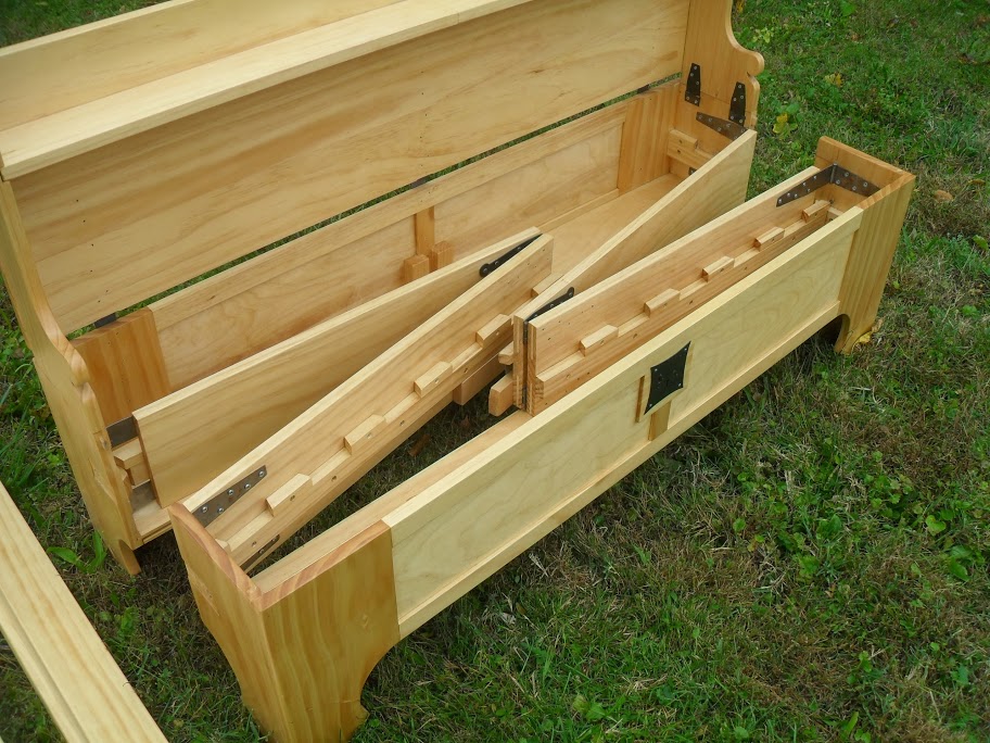 See This Nice Looking Box In The Yard. Let's Take A Look Inside Of It... WHAT THE?! See This Nice Looking Box In The Yard. Let's Take A Look Inside Of It... WHAT THE?!